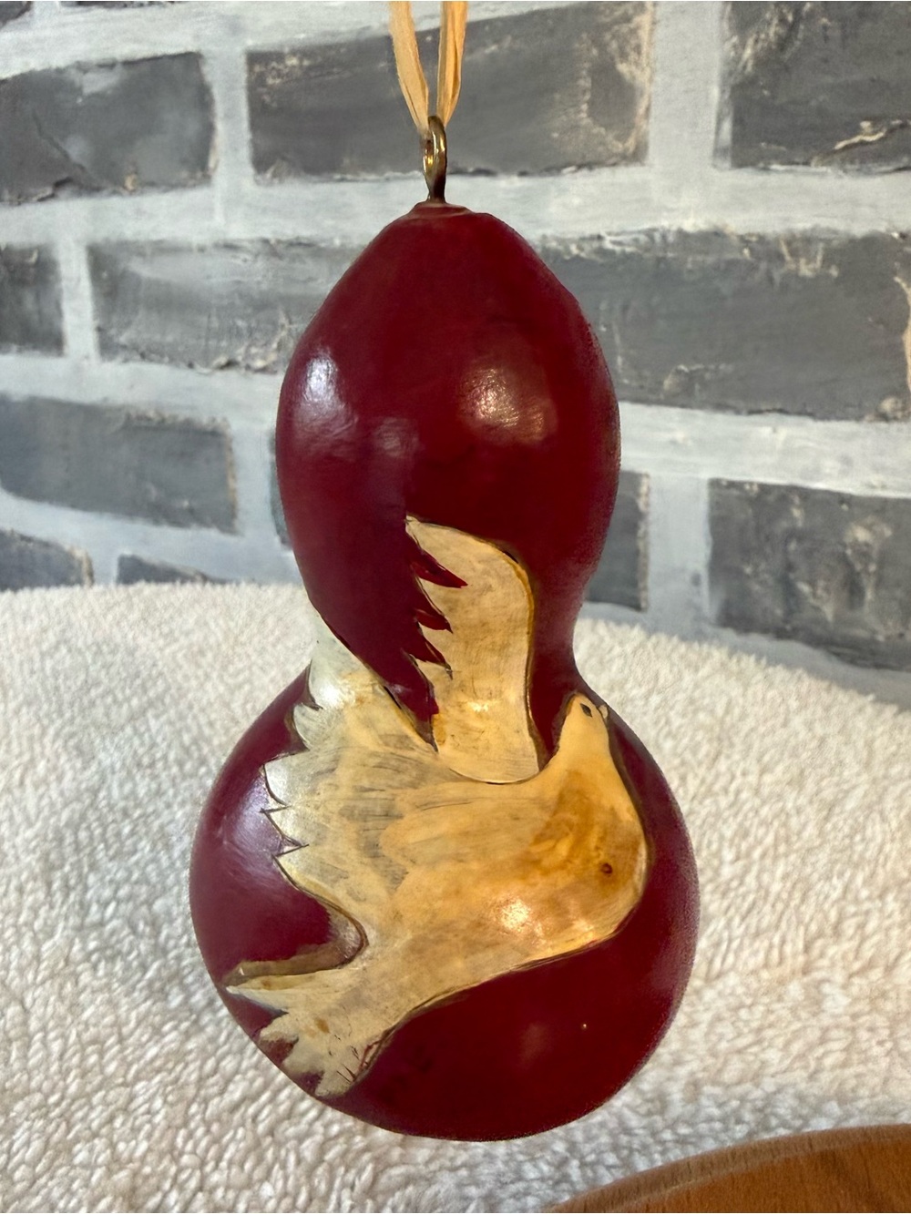 VTG Hand Painted Decorative Gourd Ornament Carved/Painted Dove Bird Design Red
